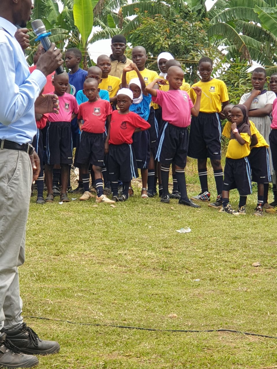 Visitors with school children